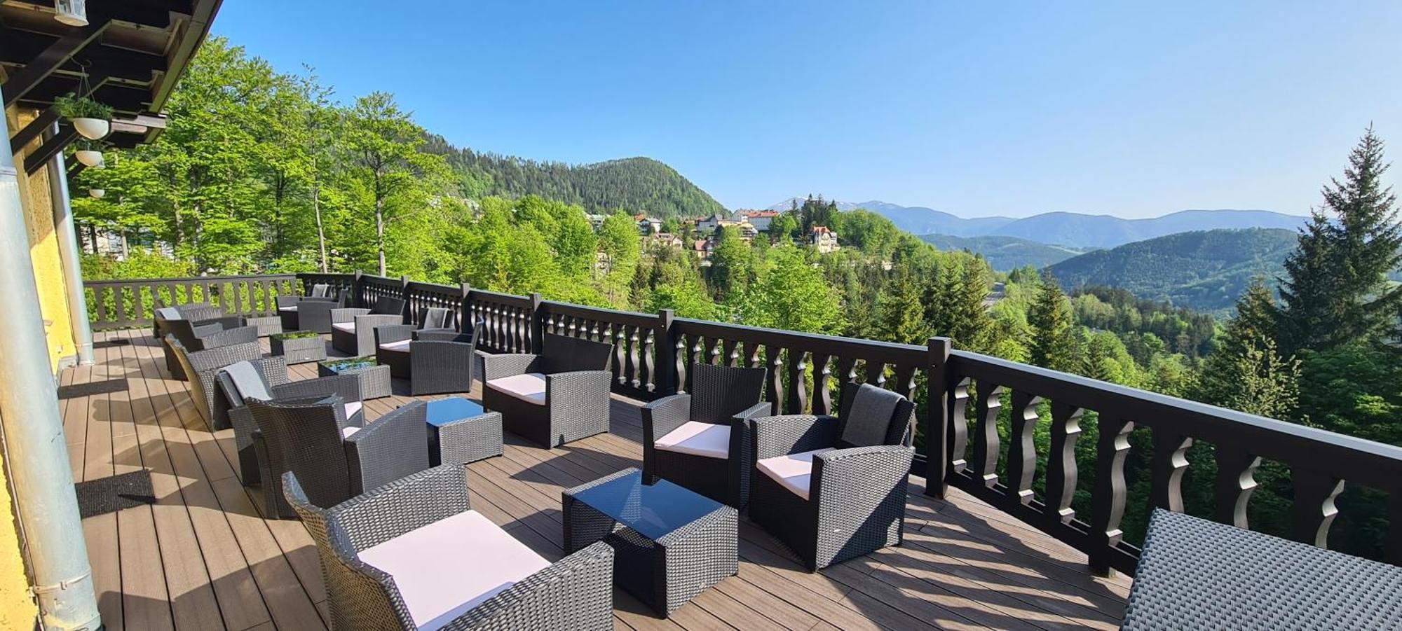 Kurhotel Renona Rehabilitation Земеринг Екстериор снимка